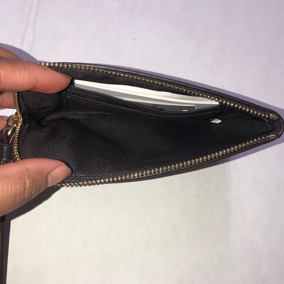 Signature wristlet - Picture 3 of 3